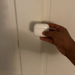 AirPods Pro's 