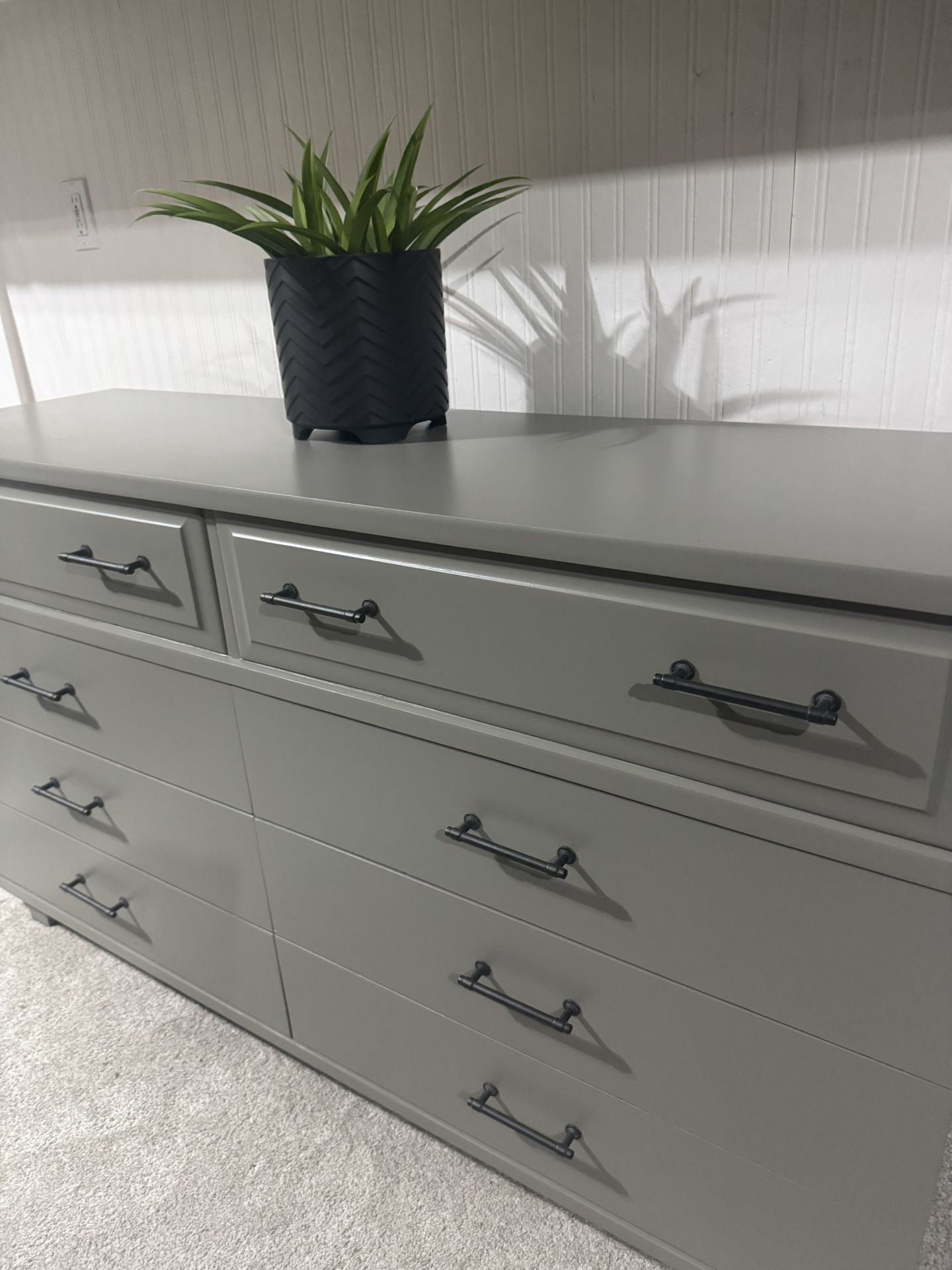 Green Dresser