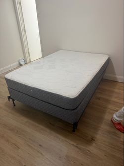 I’m moving , free bed full