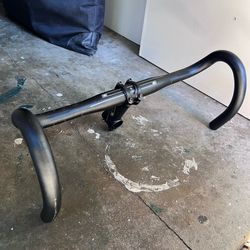 Cannondale C3 handlebar and stem 45cm