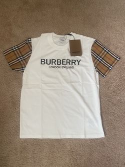 Burberry Tshirt