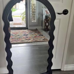 Super cool modern mirrors. Can hang or stand  each piece.  