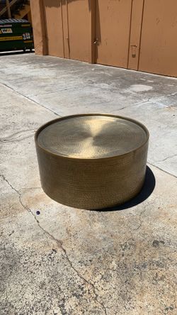Table - round gold coffee table