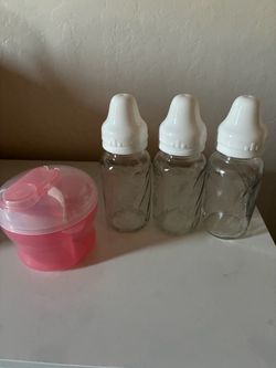 Glass bottles and formula dispenser