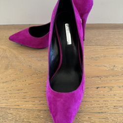 Never Worn BCBG suede fuscia 4 inch heels