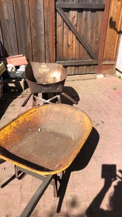 Two wheelbarrels free