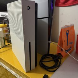 Xbox One S