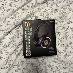 BUC-EE’S HEADPHONES