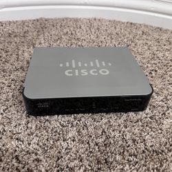 Cisco Small Businesses Security Firewall Wireless Router RV220W