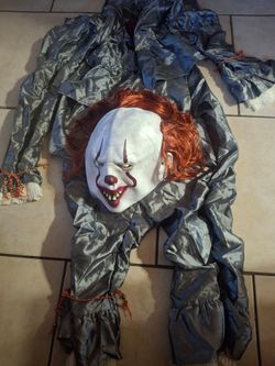 Pennywise costume