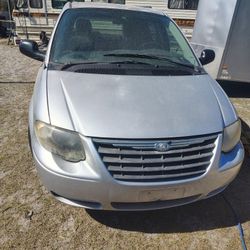 2007 Chrysler Town & Country