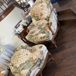 Arm Chair with Ottoman