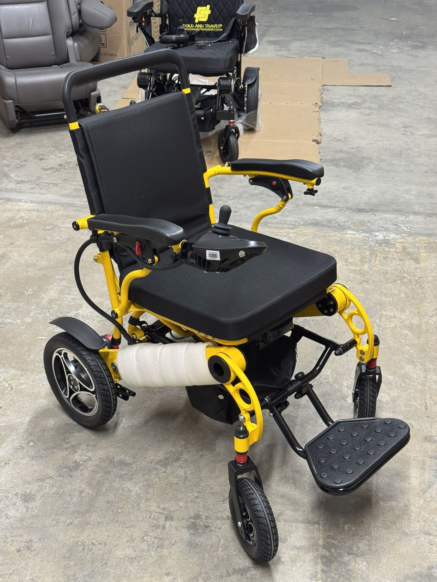 !NEW! Intelligent Lightweight Foldable Electric Wheelchair W5521 YELLOW