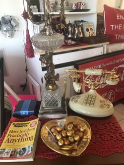 Collectible Beige Decorative Telephone.