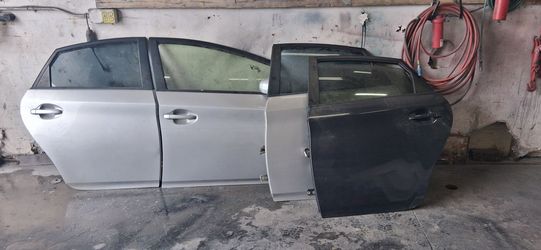 Toyota prius 2010-2015 doors, $140 for each doors