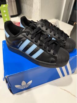 Size: 7.5 Woman / Size:6 in kids Adidas Super stars