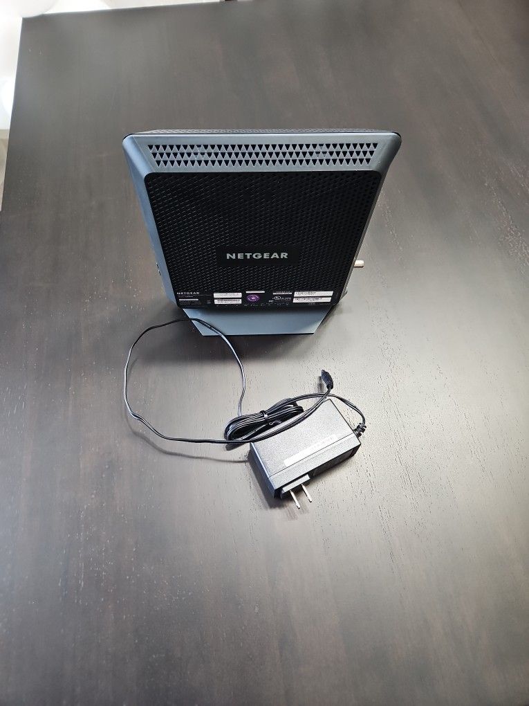 Netgear Ac1900 Wifi Cable Modem Router C6900