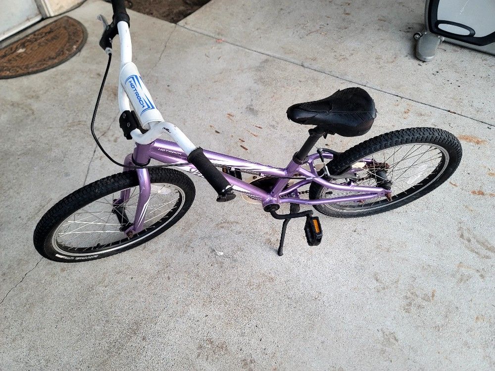 Specialized Hotrock 20" Girls Bike