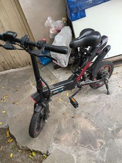 Gyroor C3 Black foldable eBike