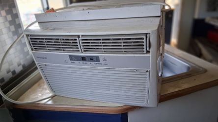 Se Venden 4 Aires Acondicionados de Ventana