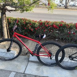 29er Street Co Live By The Code Bike 650 Take It Off Of Me Brand New Brakes Maxxies Tires And New Ride Out Supply Seat With Slanted Seat