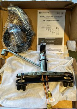 Single Handle Standard Kitchen Faucet in Chrome with White Side Sprayer