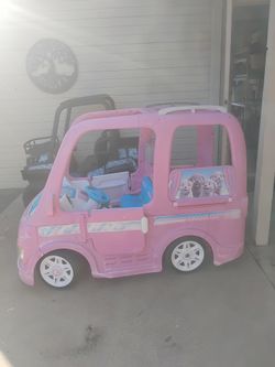 Barbie car