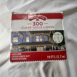 Holiday Time 300 Clear Icicle Lights Green Wire Indoor Outdoor 19ft Length
