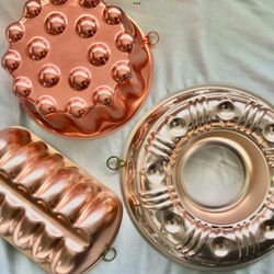 3  Aluminum Jello Cake Molds Pre-1950 Rose + Copper-Tone Wall Hangings Vtg. Decor