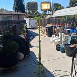 Commercial Electric  Uses Lighr