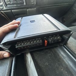 4 Chanel 400 Watt Alpine Amp 
