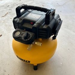 6 Gal. 165 PSI Electric Pancake Air Compressor