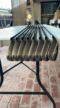 Callaway Great Big, Bertha Tungsten Titanium irons 4-9-PW-SW