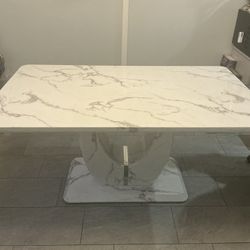 Kitchen Table White/gray 63”x37”