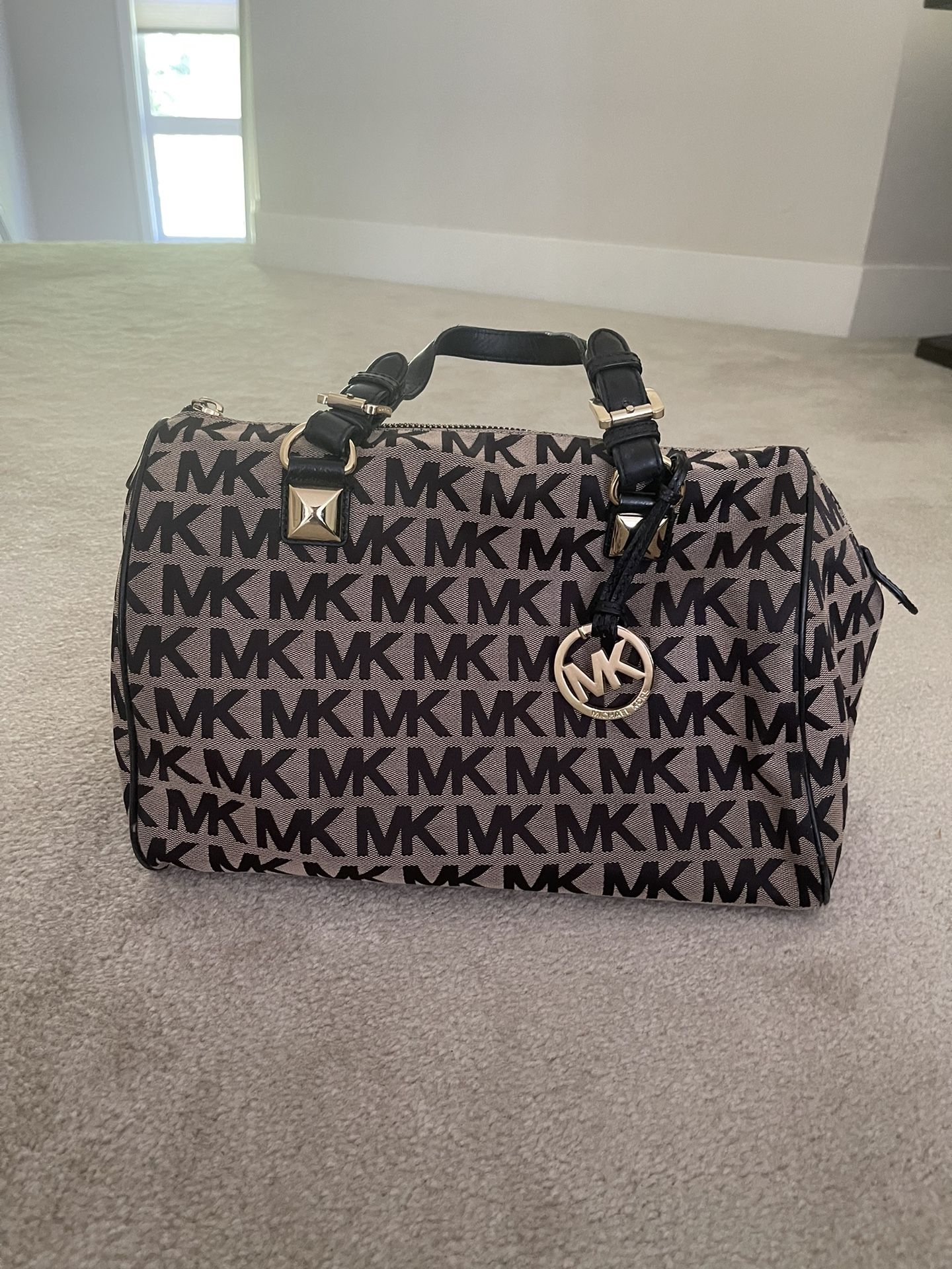 Michael Kors Handbag (Authentic Pre-Loved)