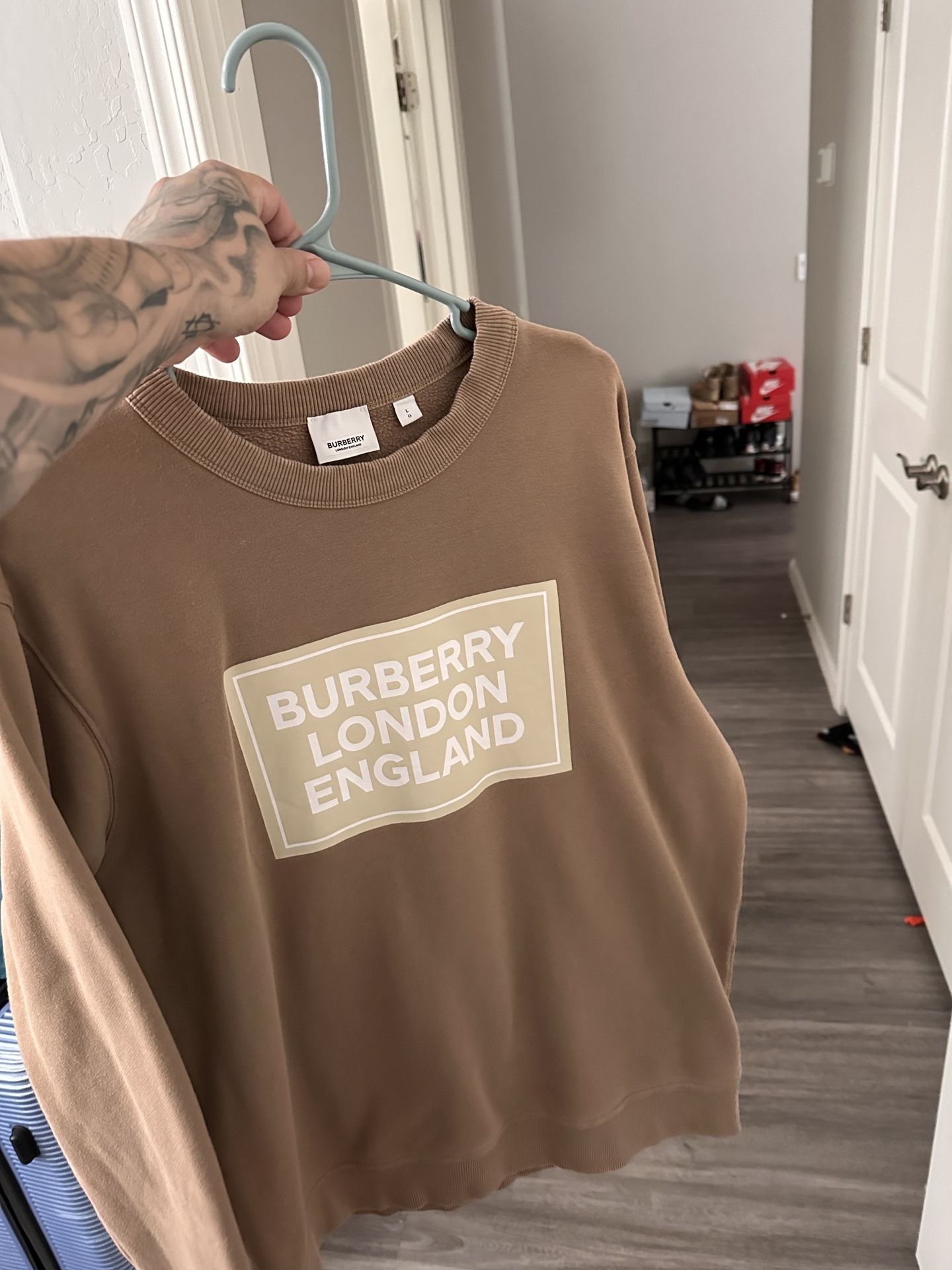 Large Tan Burberry Men’s Crew neck