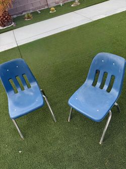 16 Blue Plastic and metal Chairs