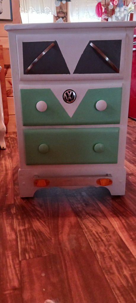 Childs Chest Of Drawers/ VW Van