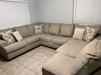 Sectional couch