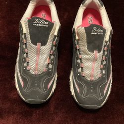 Sketcher Sports  D’Lites Size 11