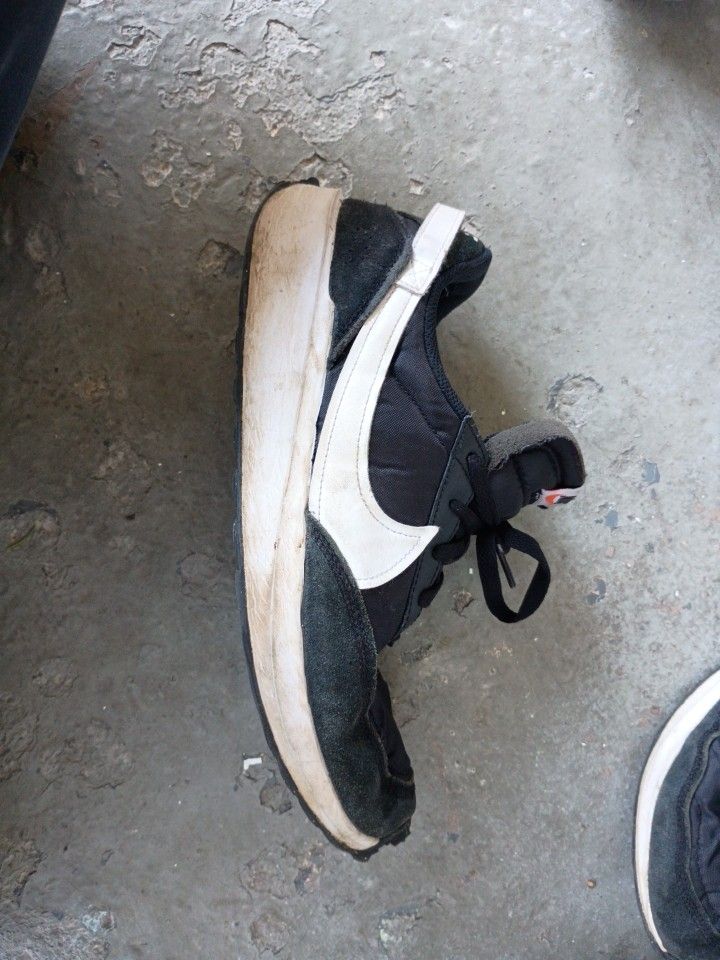 Waffle Nikes 1972