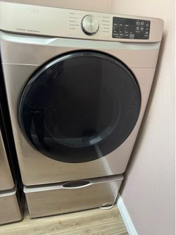 Samsung Front Load Washer and Dryer w/Pedestals