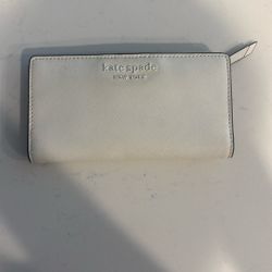 White Kate Spade Wallet