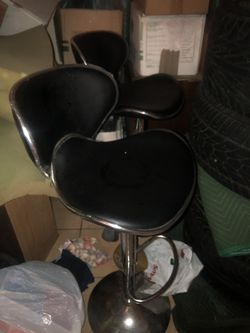 Stool seats
