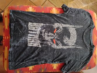 Tee shirt with batman