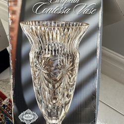 Large 16” crystal case made in Czech Republic $35 has box