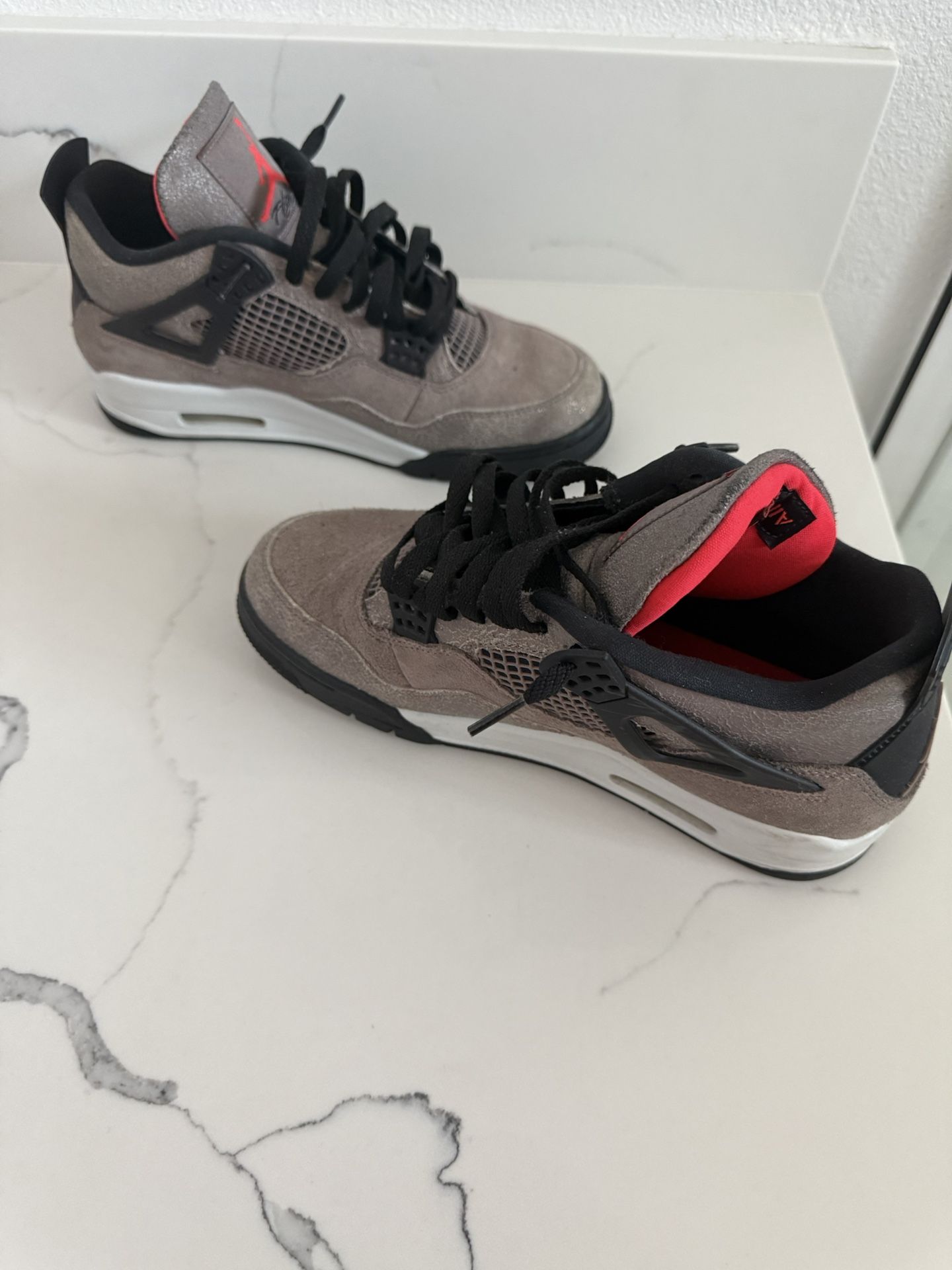 Taupe haze 4s