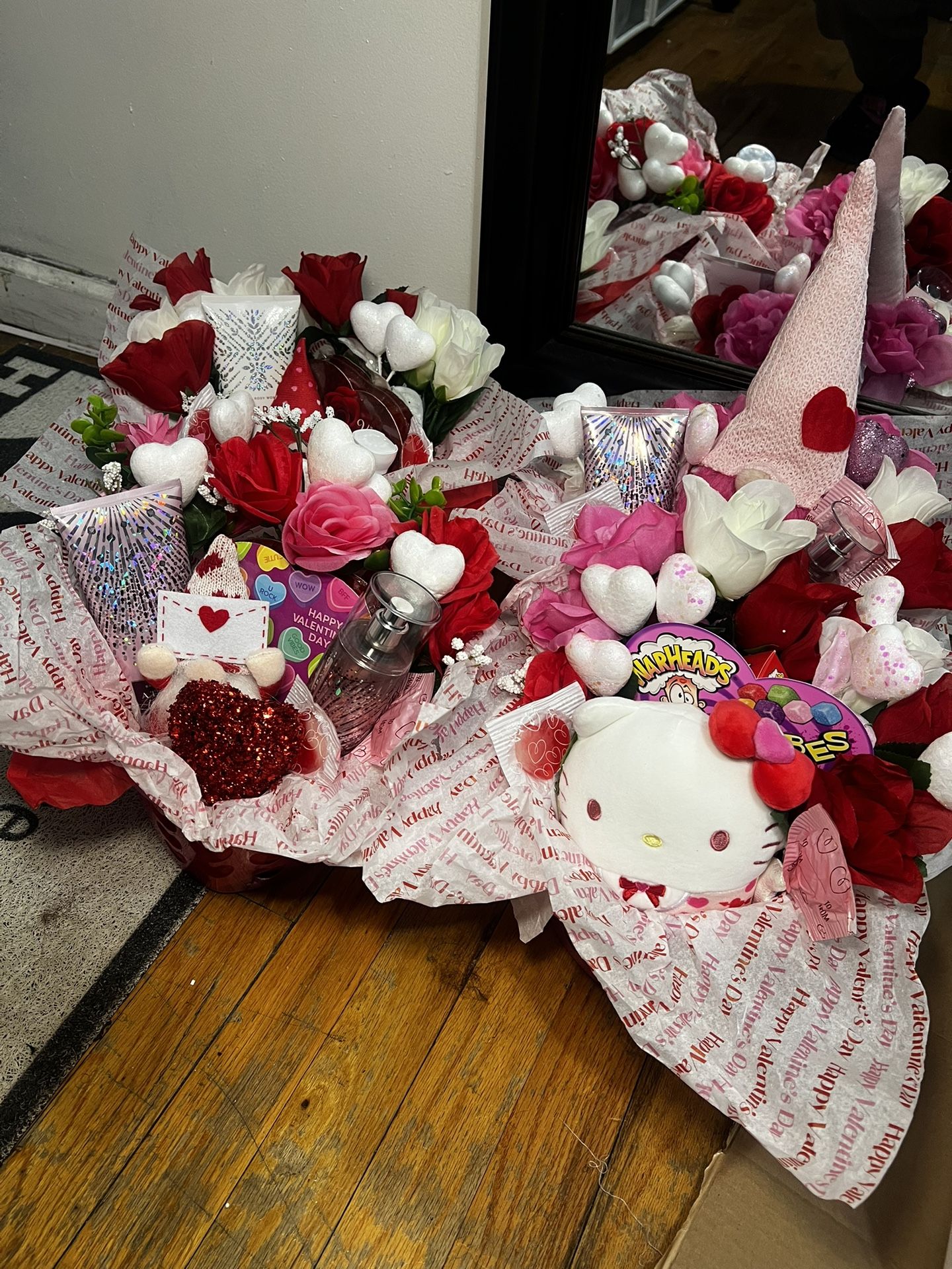 VALENTINES DAY BASKETS