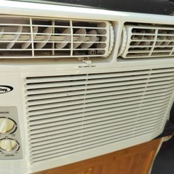 CROSLEY AIR CONDITIONER 