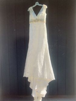 Size 4/6 Wedding Dress AND Veil!